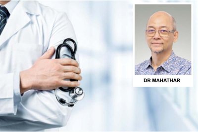 Penggunaan gelaran doktor tidak memberi hak kepada individu tertentu bertindak sebagai seorang pengamal perubatan di Malaysia. - Gambar hiasan