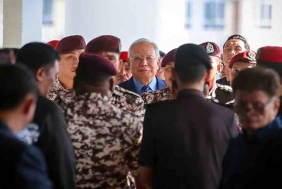 Najib didapati bersalah oleh Mahkamah Tinggi Kuala Lumpur pada Jumaat, atas empat kes menggunakan kedudukan untuk rasuah dana 1MDB sebanyak RM2.3 bilion, antara 2011 dan 2014 lalu.