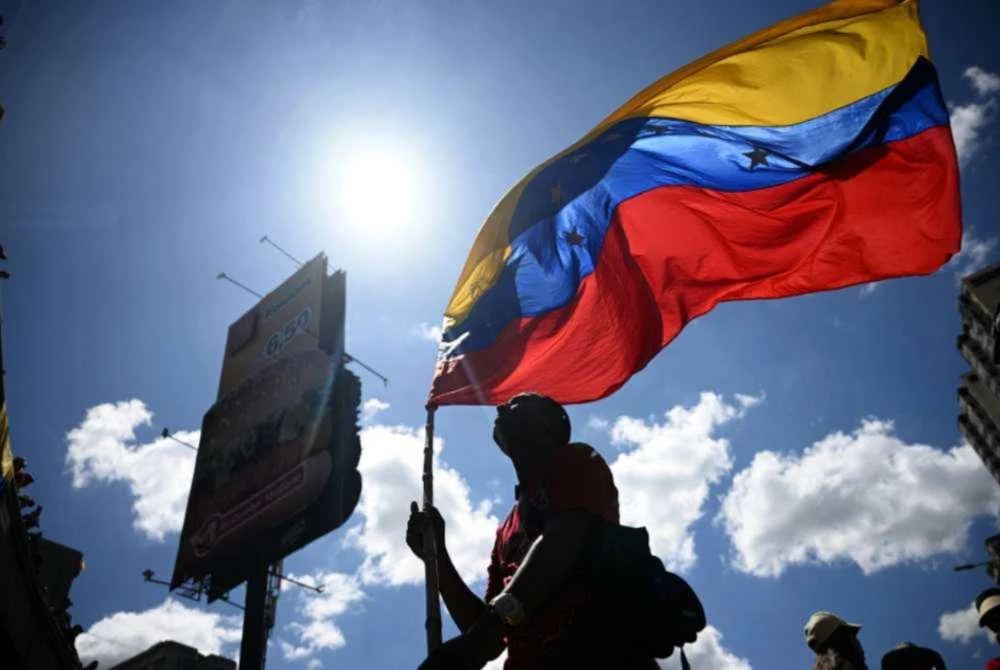 Tekanan AS terhadap Venezuela merupakan gabungan strategi geopolitik, kepentingan minyak, persaingan kuasa besar, dan pengaruh politik dalaman.