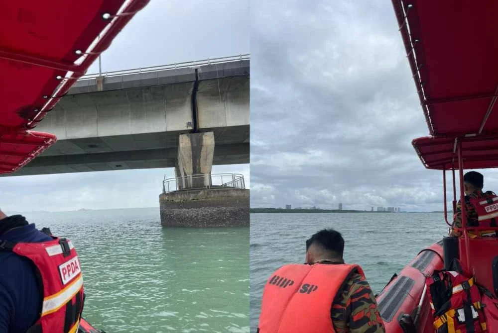 Operasi mencari seorang lelaki yang dikhuatiri hilang selepas dipercayai terjatuh dari Jambatan Kedua Malaysia-Singapura - Foto: JBPM