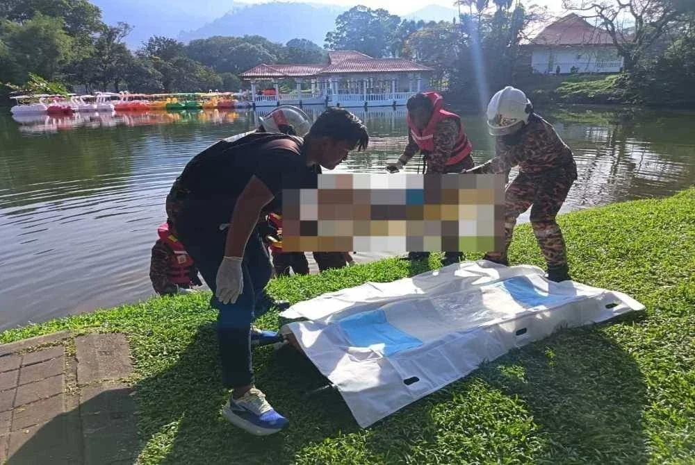 Mangsa berjaya dikeluarkan sebelum disahkan meninggal dunia di lokasi kejadian.