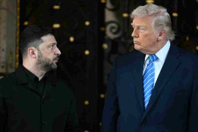 Zelenskyy (kiri) akur dengan cadangan pelan damai dikemukakan pentadbiran Trump bagi menamatkan perang bersama Rusia sejak Februari 2022.