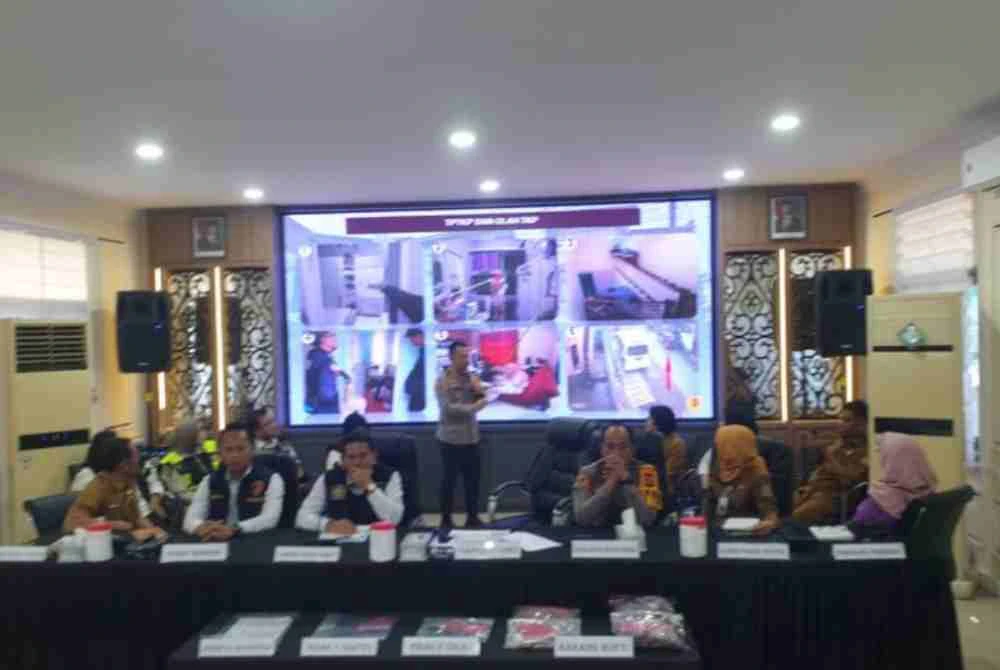 Sidang media polis yang berlangsung pada Isnin mendedahkan motif suspek membunuh ibunya. Foto Agensi