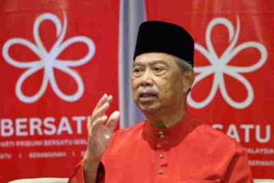 Muhyiddin meletakkan jawatan sebagai Pengerusi Perikatan Nasional kerana ambil tanggungjawab atas krisis yang berlaku di Perlis.