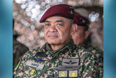 Jeneral Tan Sri Muhammad Hafizuddeain Jantan. Foto fail Bernama