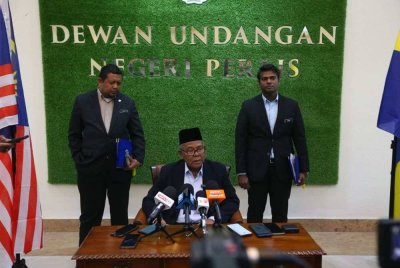 Rus’sele pada sidang media Speaker DUN Perlis di Kompleks Seri Putra, Kangar pada Rabu.