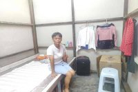 Ah Guat memilih untuk menetap di bilik sempit di kampung itu sebagai tanda protes perobohan rumahnya pada November tahun lalu.