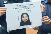 Polis meminta Nurul Norasikin yang beralamat di Kampung Batin, Seberang Takir supaya tampil ke balai polis berhampiran bagi membantu siasatan.