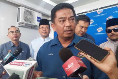 Badrul Hisham pada sidang media di Bandar Sungai Buaya pada Jumaat.