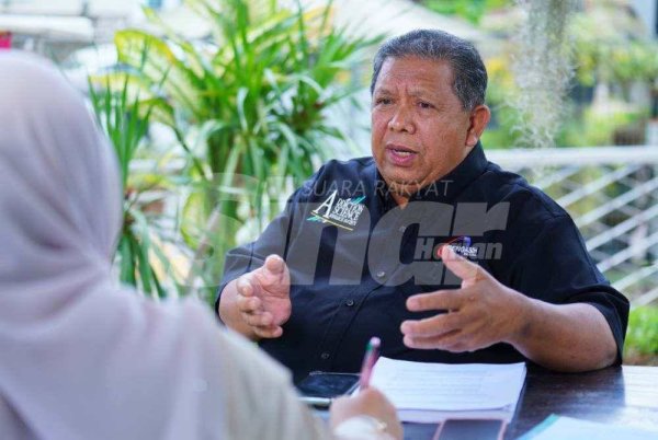 Abd Halim ketika ditemubual wartawan Sinar Harian, Farah Shazwani Ali. Foto: Mohd Halim Abdul Wahid 