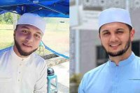 Muhammad Hanif (kiri) dikatakan memiliki rupa paras saling tak tumpah seperti pendakwah bebas, PU Riz atau Muhammad Haris Ismail.