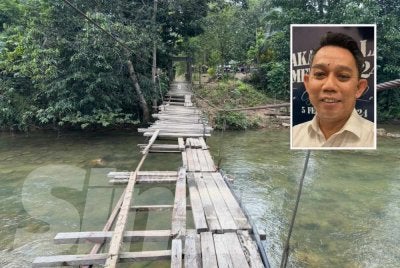 Kerja baik pulih jambatan gantung yang runtuh di Kampung Chatel Damai, Lata Rek di Kuala Krai akan bermula hujung Januari ini. Gambar kecil: Jasri 