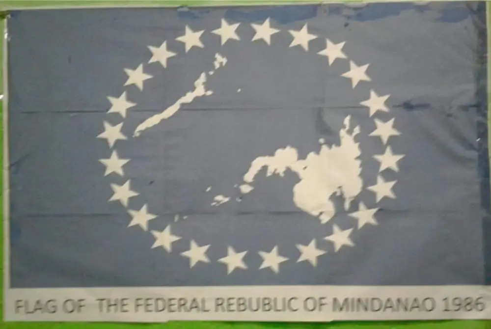 Cadangan bendera Republik Persekutuan Mindanao. Foto: Agensi