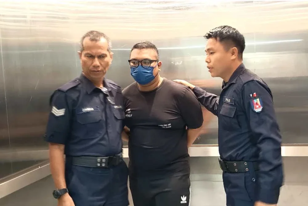 Seorang lelaki dijatuhi hukuman penjara selama sebulan oleh Mahkamah Majistret, di sini selepas mengaku bersalah mencuri barangan keperluan bernilai RM113.70 di sebuah pasar raya.