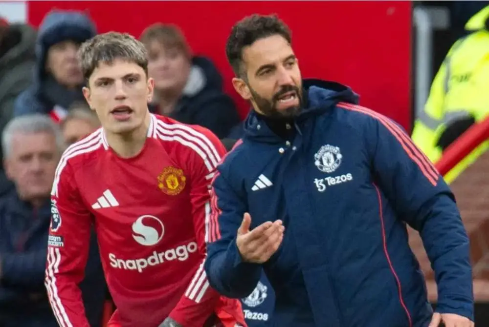 Garnacho (kiri) mempunyai hubungan tidak baik dengan Amorim.