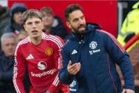 Garnacho (kiri) mempunyai hubungan tidak baik dengan Amorim.