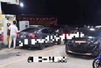 Tular di media sosial tindakan seorang lelaki menggunakan kenderaan asing di stesen minyak berkenaan untuk mengisi minyak subsidi RON 95.