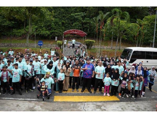 Program Fun Run ini adalah salah satu inisiatif Ihsanku untuk memperkenalkan dan mempromosikan Program Iftar Seribu Anak Yatim Nusantara bersama Gaza yang akan dilaksanakan Ramadan nanti.