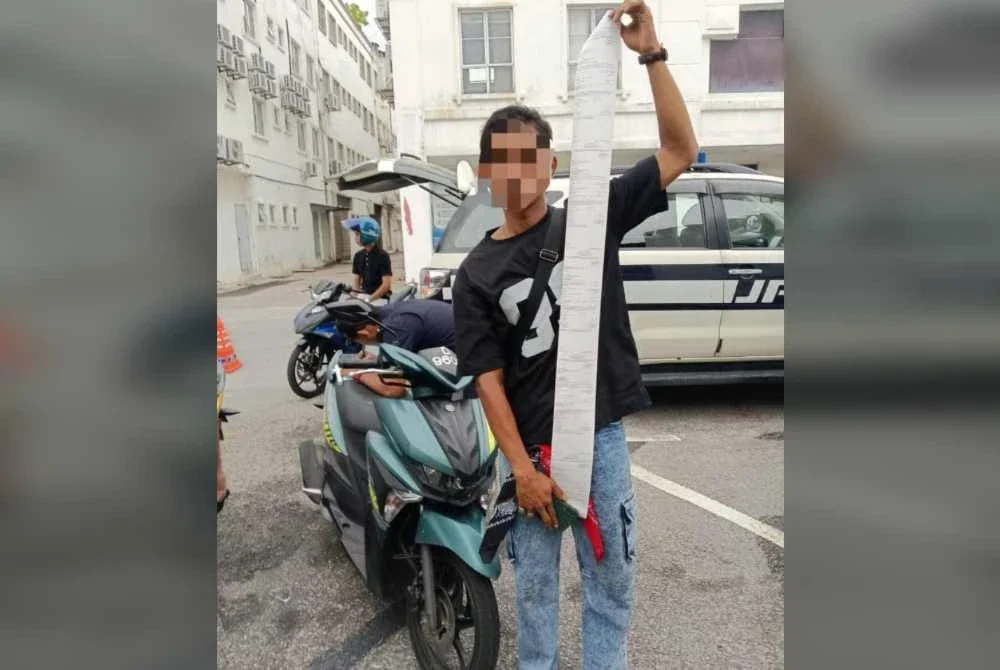 Seorang warga Indonesia menerima enam saman atas pelbagai kesalahan.