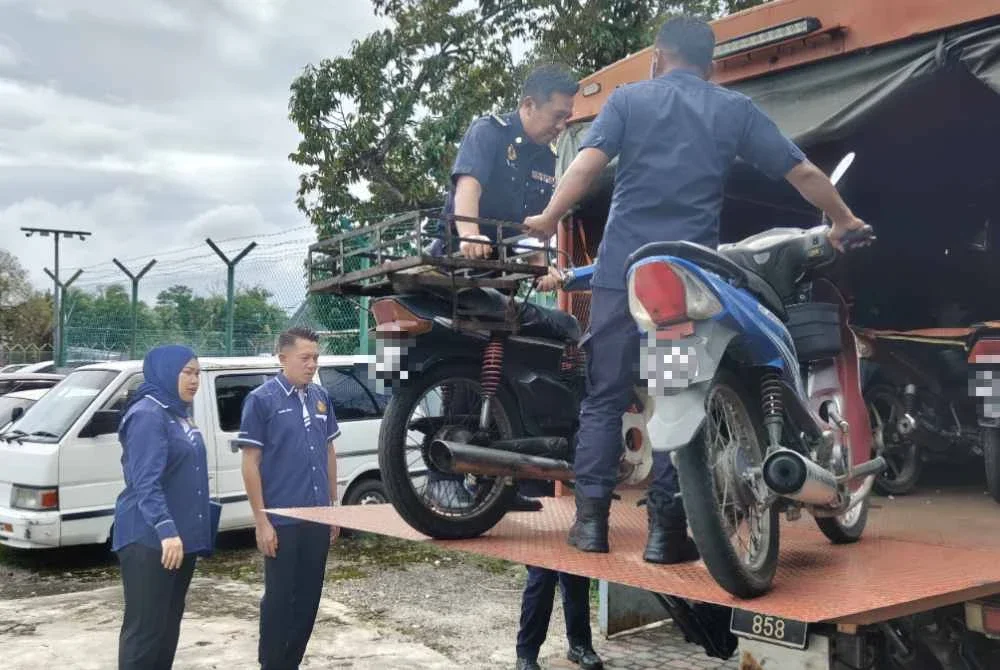 Antara motosikal disita dalam Ops Pewa yang dijalankan pada Selasa.