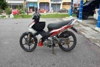 Dadah ditemukan pada motosikal ditunggang suspek.