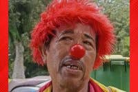 Fakih yang memakai nama Mr. Brekele kini menampung kehidupan seharian dengan menjadi badut.