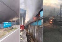 Sebanyak 51 kereta musnah dalam kebakaran bengkel servis dan cat milik pengeluar kereta tempatan di Sungai Buloh - Foto: Bomba Selangor