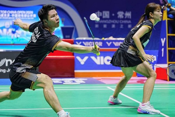 Soon Huat (kiri) dan Shevon mara ke pusingan kedua Terbuka Malaysia 2026 selepas menewaskan pasangan Taiwan pada Rabu.