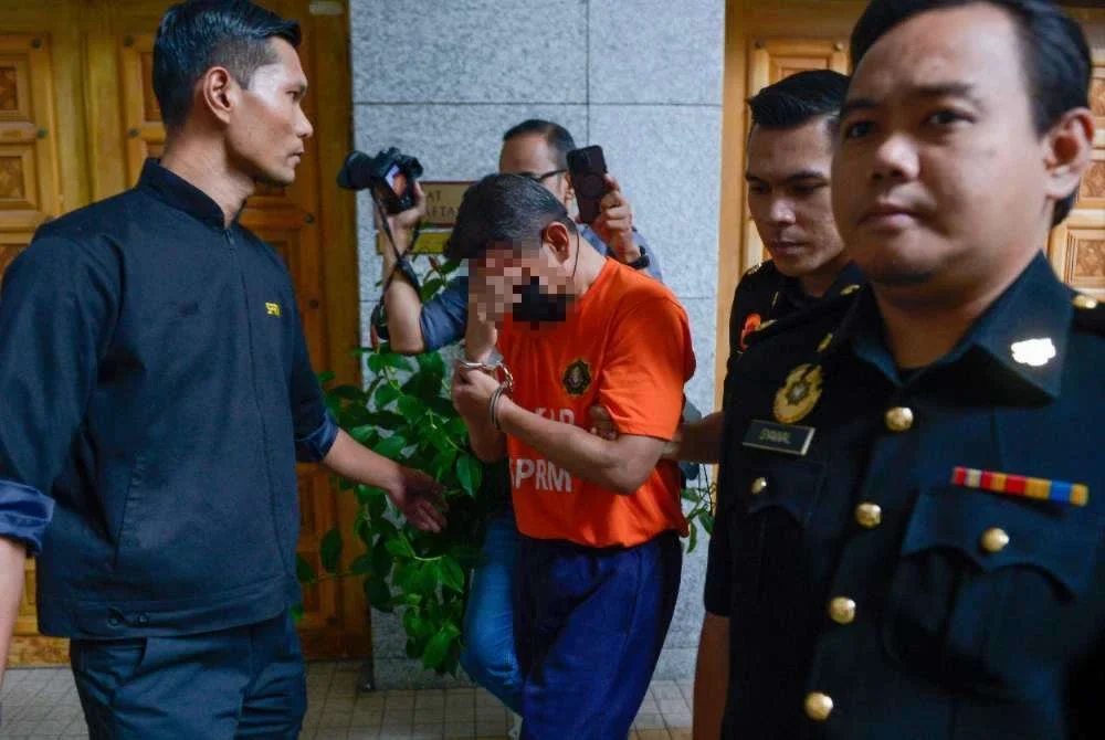 Seorang bekas Panglima Tentera Darat direman selama tujuh hari bermula Khamis. Foto: Bernama