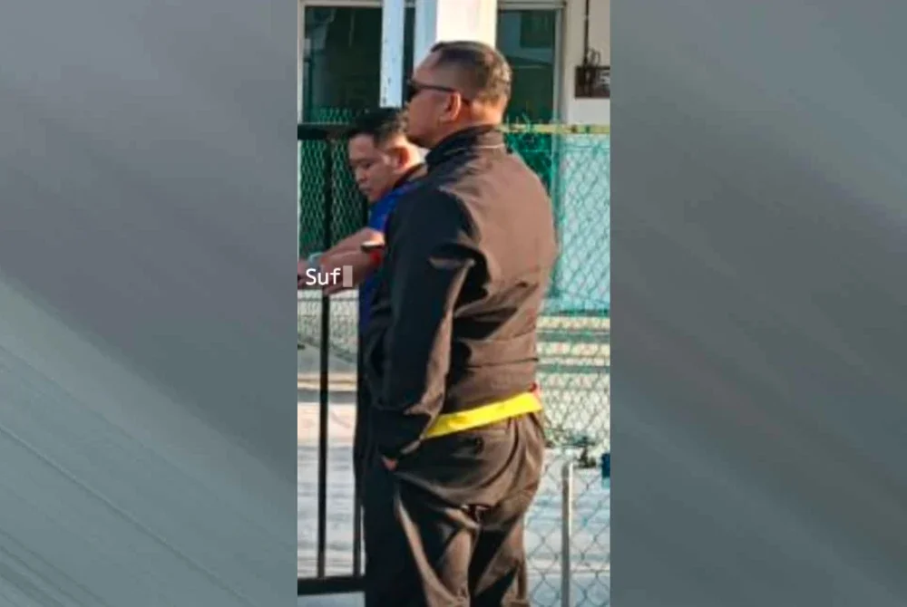 Tangkap layar video serbuan di laman Lampu Suluh Banteras Maksiat JAINJ