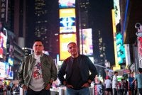 Helmy (kanan) pertahan Dr Akmal. Foto: FB Mohd Noor Helmy.