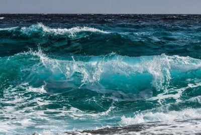 Fenomena air pasang besar dijangka berlaku selama lima hari. - Gambar hiasan