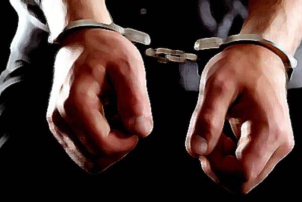 Seorang pemandu lori ais dijatuhi hukuman penjara 12 bulan oleh Mahkamah Majistret Pontian atas lima pertuduhan membabitkan pencerobohan bangunan dan pelupusan harta curi. Foto hiasan