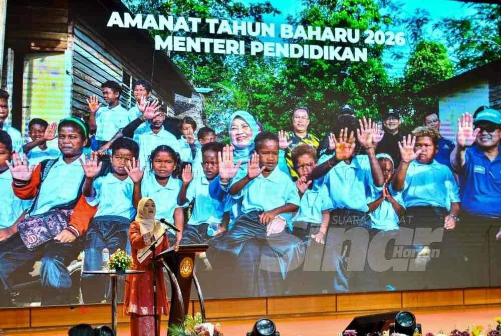 Menteri Pendidikan, Fadlina Sidek berucap pada Majlis Amanat Tahun Baru 2026 pada Jumaat. FOTO SINAR HARIAN - ASRIL ASWANDI SHUKOR.