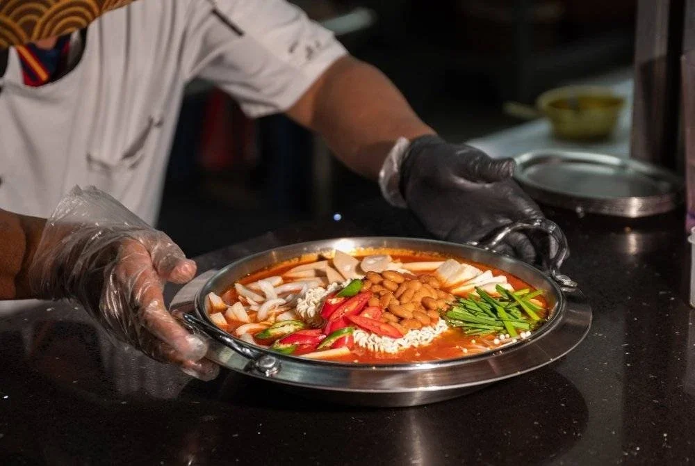 ANTARA menu halal yang dihidangkan K Garden.