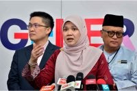 Menteri Pendidikan Fadhlina Sidek bercakap pada sidang media selepas menghadiri Majlis Amanat Tahun Baharu 2026 di Kementerian Pendidikan Malaysia (KPM) hari ini. Foto Bernama