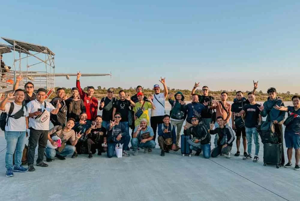 Pasukan GGR Motor tiba di Buriram United Dragster Track.