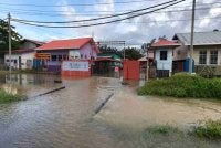 Antara sekolah yang terjejas akibat banjir di Beaufort.