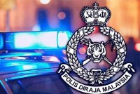 Seorang lelaki warga emas ditahan selepas disyaki mengacukan senjata menyerupai pistol di Kilometer E37 Lebuhraya Hubungan Timur-Barat Kuala Lumpur.