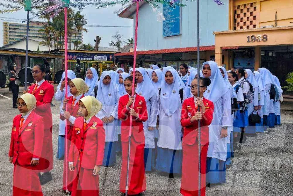Seramai 54 bekas murid tahun enam di MGPS menyambung pengajian di peringkat sekolah menengah di MGSS di sini. 