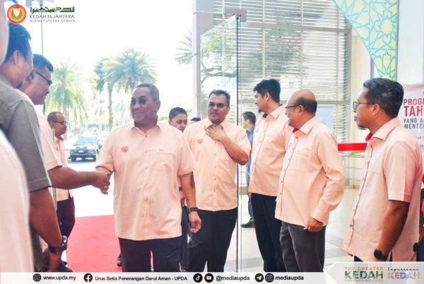 Muhammad Sanusi hadir ke Program Amanat Tahun Baru Pentabiran Tanah Negeri Kedah 2026 di Dewan Seri Mentaloon pada Isnin. FOTO: Urus Setia Penerangan Darul Aman-UPDA