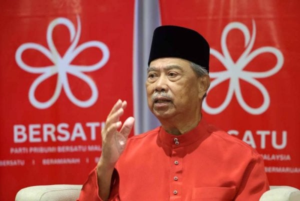 Muhyiddin mengadakan perjumpaan tertutup bersama Majlis Pimpinan Tertinggi (MPT) parti itu malam ini.
