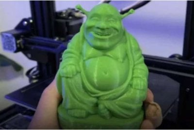 Patung Shrek yang salah anggap sebagai patung Budha