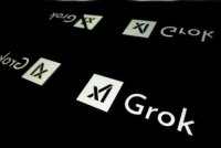 MCMC menyekat sementara akses kepada Grok untuk melindungi masyarakat daripada penyalahgunaan teknologi. Gambar hiasan 
