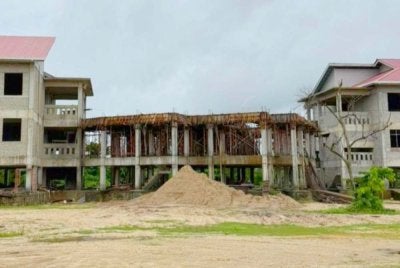 Kompleks Masjid Tahfiz Al-Ayubi di Kota Siti Mariam, Pulau Buih, Kangkong di Pasir Mas yang dirancang sejak 2006 memerlukan dana sebanyak RM13.7 juta bagi menyiapkan sepenuhnya projek berkenaan.
