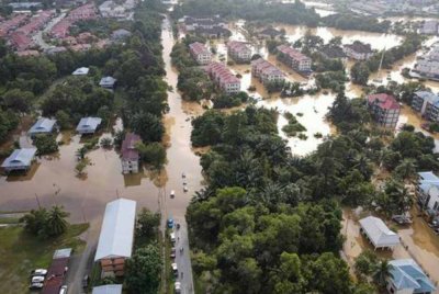 Bantuan kecemasan disalurkan ke penduduk terjejas banjir di Bintulu dan Sebauh. 