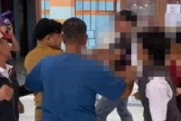 Insiden itu tular di media sosial.- Agensi