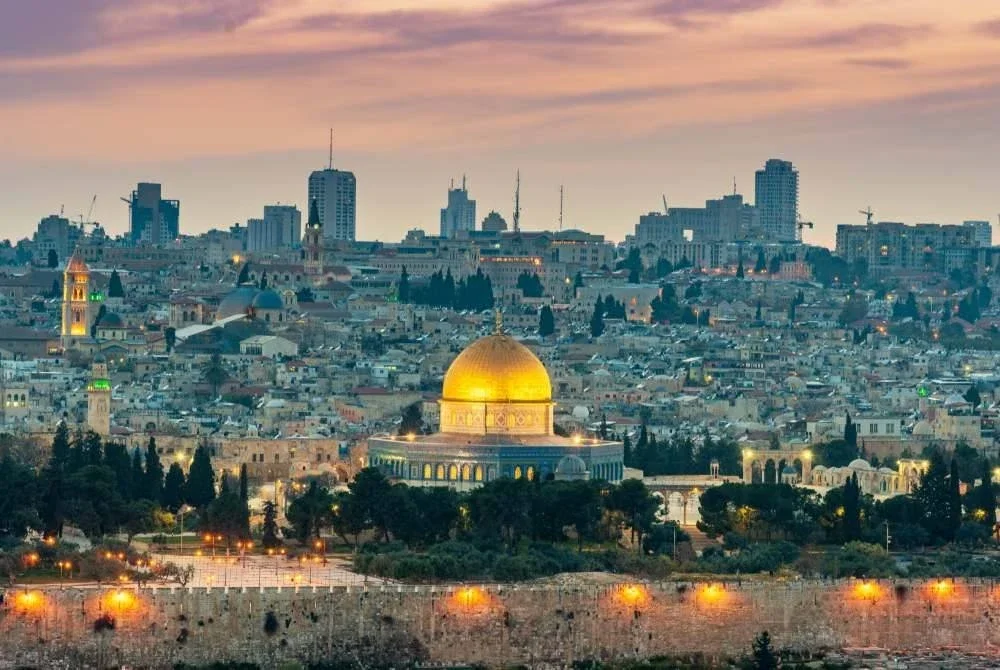 NABI MUHAMMAD menunggang Buraq dari Makkah ke Masjid al-Aqsa pada malam peristiwa Israk dan Mikraj. Foto Canva