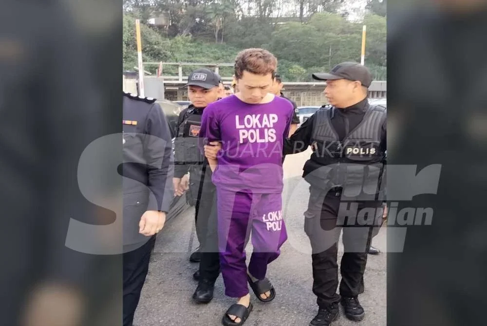 Tertuduh didakwa mengubah kedudukan mayat si mati iaitu anaknya dalam siasatan kes Seksyen 302 Kanun Keseksaan.