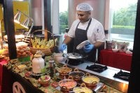 Setiap stesen direka untuk mencerminkan perhentian penting di sepanjang Jalur Sutera.